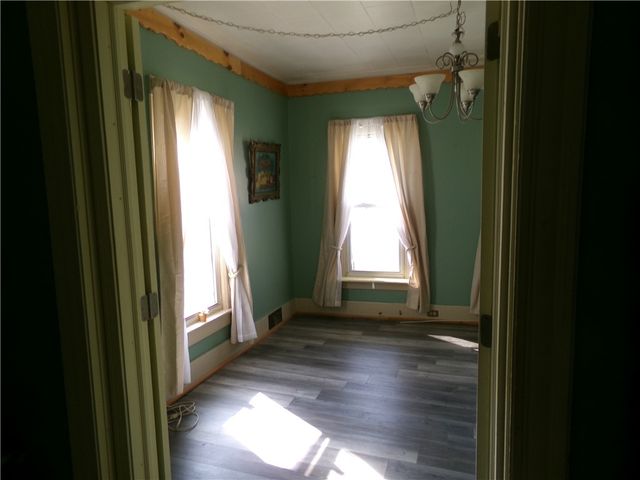 6 Depew Ave, Lyons, NY 14489