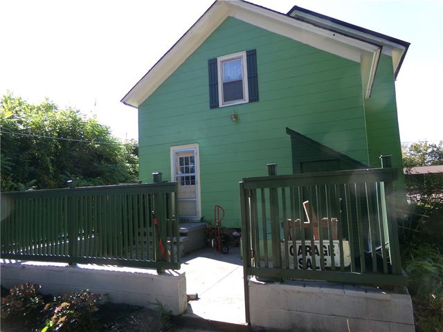 6 Depew Ave, Lyons, NY 14489