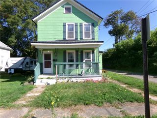 6 Depew Ave, Lyons, NY 14489