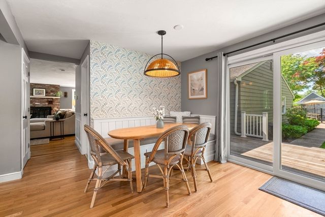35 Marlyn Road, Medfield, MA 02052