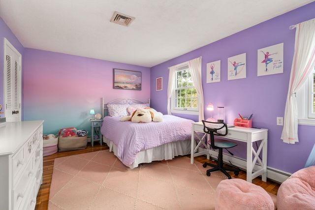 35 Marlyn Road, Medfield, MA 02052