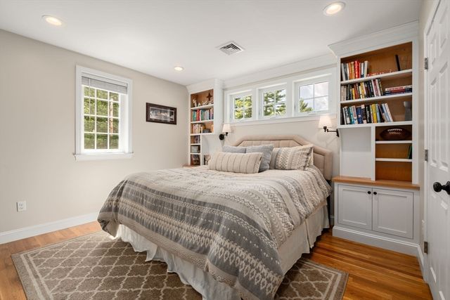 35 Marlyn Road, Medfield, MA 02052