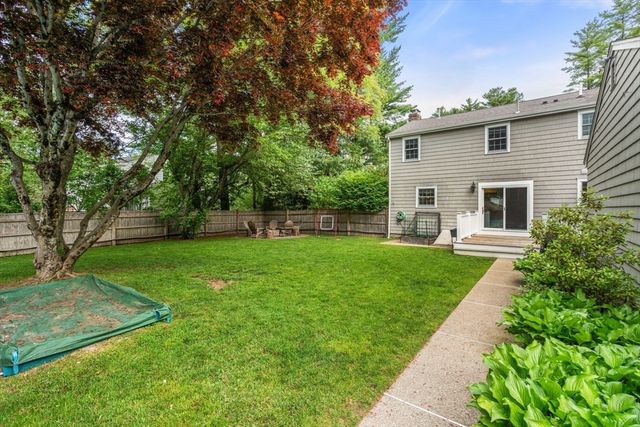 35 Marlyn Road, Medfield, MA 02052