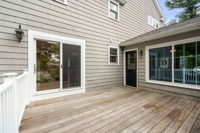 35 Marlyn Road, Medfield, MA 02052