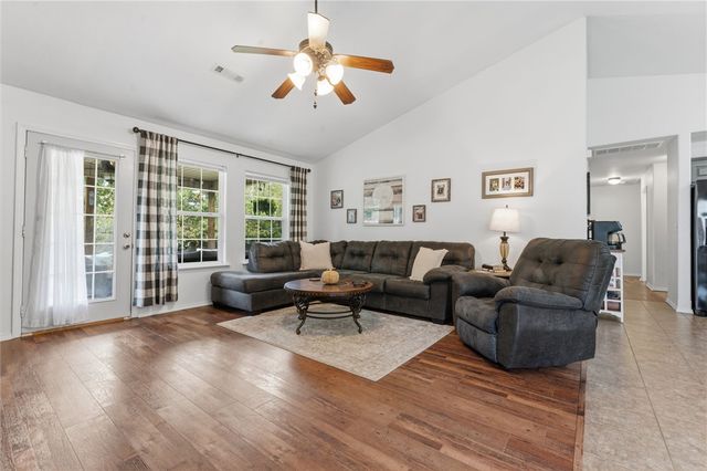 7 Blythe Circle, Bella Vista, AR 72714