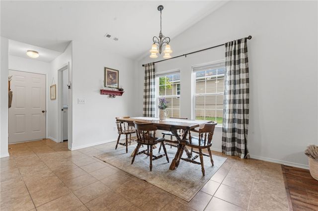 7 Blythe Circle, Bella Vista, AR 72714