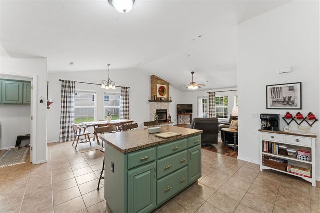 7 Blythe Circle, Bella Vista, AR 72714
