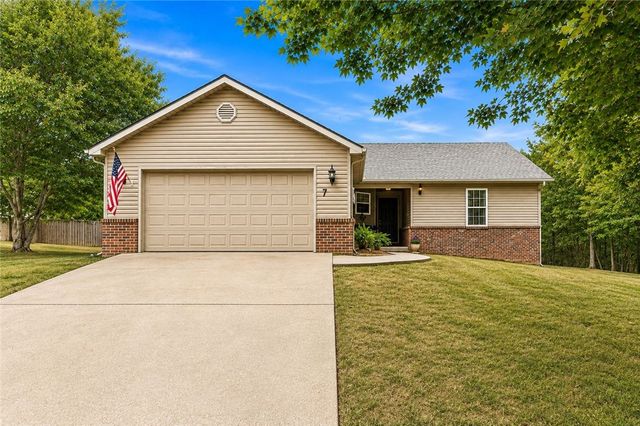 7 Blythe Circle, Bella Vista, AR 72714