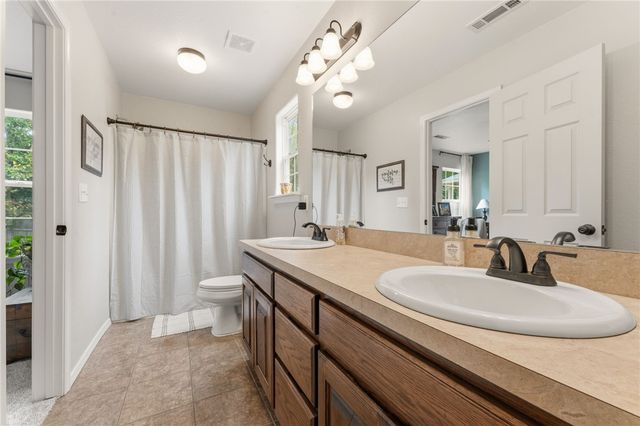 7 Blythe Circle, Bella Vista, AR 72714