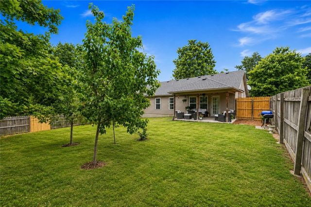 7 Blythe Circle, Bella Vista, AR 72714