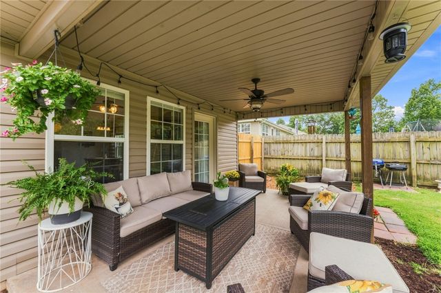 7 Blythe Circle, Bella Vista, AR 72714