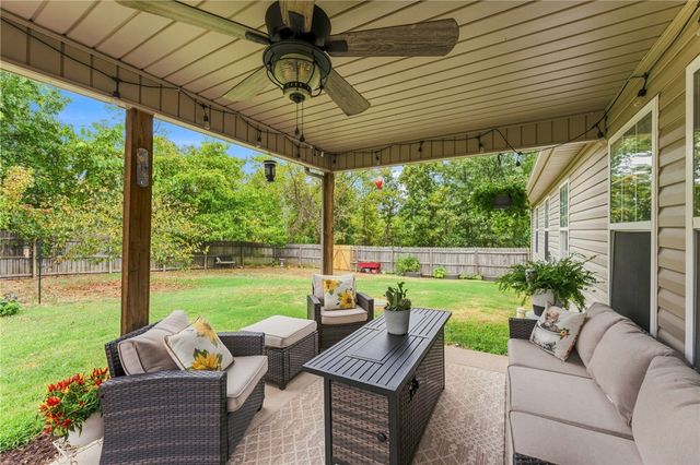 7 Blythe Circle, Bella Vista, AR 72714