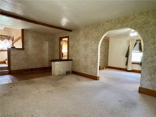 785 Chenoweth Extension, Akron, OH 44319