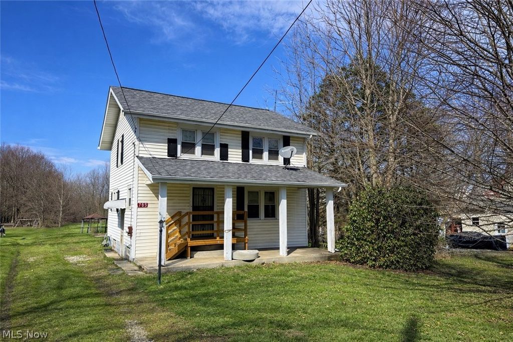 785 Chenoweth Extension, Akron, OH 44319