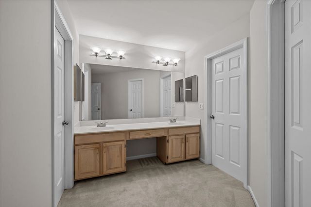 352 Satinwood Court N, Buffalo Grove, IL 60089
