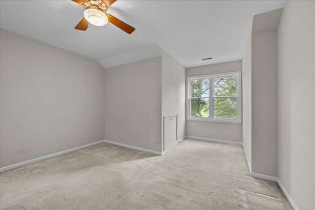 352 Satinwood Court N, Buffalo Grove, IL 60089