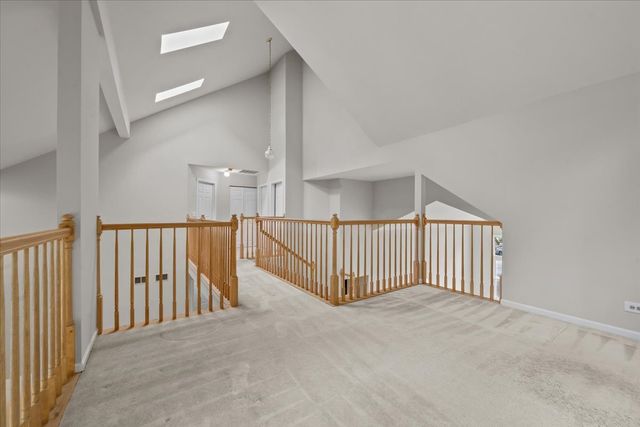 352 Satinwood Court N, Buffalo Grove, IL 60089