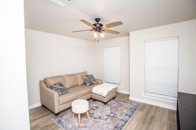 2724 Virginia Avenue, Lubbock, TX 79407