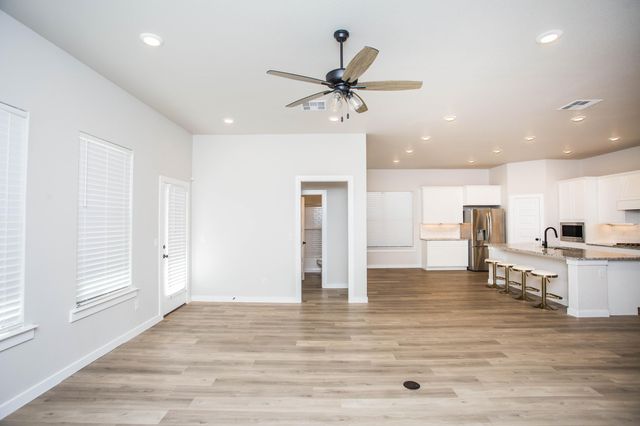 2724 Virginia Avenue, Lubbock, TX 79407