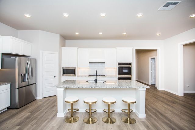 2724 Virginia Avenue, Lubbock, TX 79407