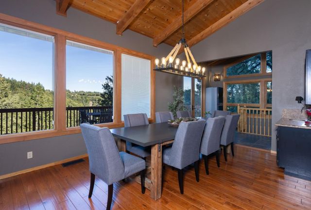 22125 Miller Ridge Road, Los Gatos, CA 95033