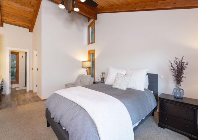 22125 Miller Ridge Road, Los Gatos, CA 95033