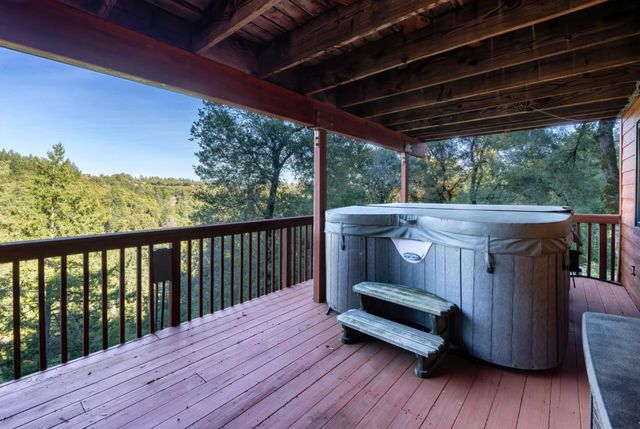 22125 Miller Ridge Road, Los Gatos, CA 95033