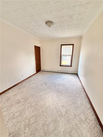 1014 Park Avenue 2, Woonsocket, RI 02895