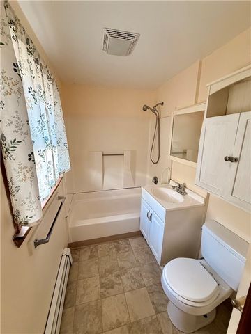 1014 Park Avenue 2, Woonsocket, RI 02895