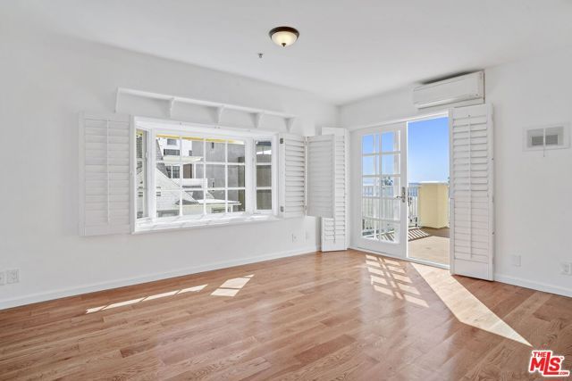 25 Arcadia Terrace PH, Santa Monica, CA 90401