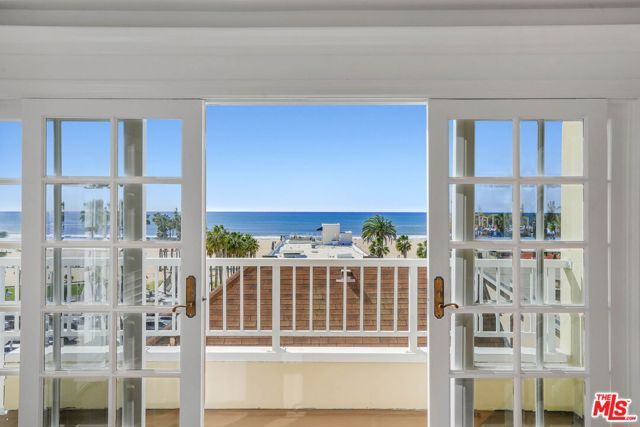 25 Arcadia Terrace PH, Santa Monica, CA 90401