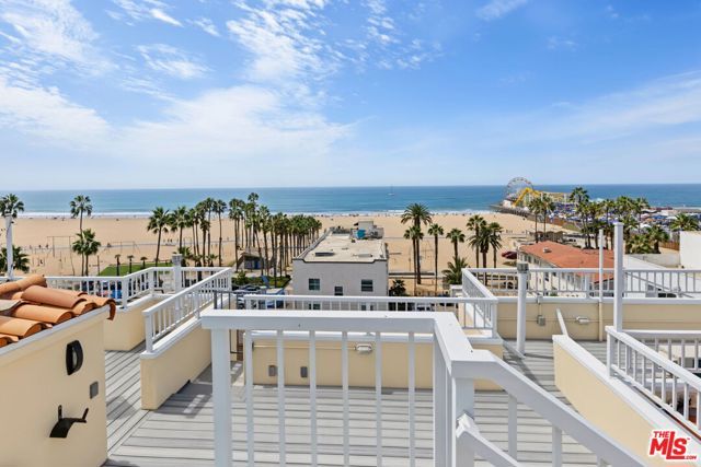 25 Arcadia Terrace PH, Santa Monica, CA 90401
