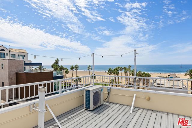 25 Arcadia Terrace PH, Santa Monica, CA 90401