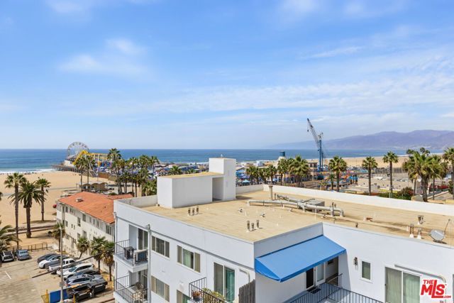 25 Arcadia Terrace PH, Santa Monica, CA 90401
