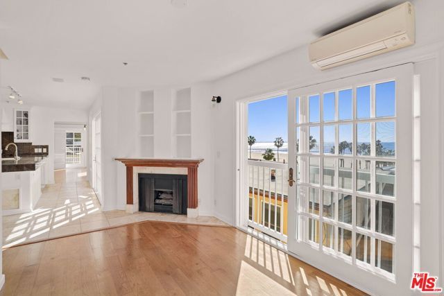 25 Arcadia Terrace PH, Santa Monica, CA 90401