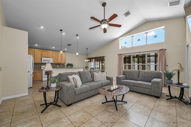 6549 CRESCENT LOOP, Winter Haven, FL 33884