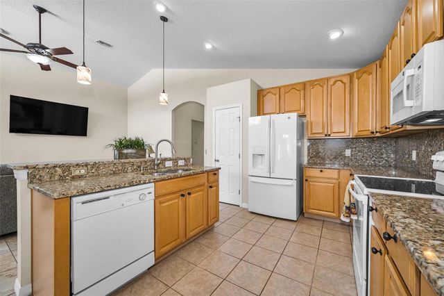 6549 CRESCENT LOOP, Winter Haven, FL 33884