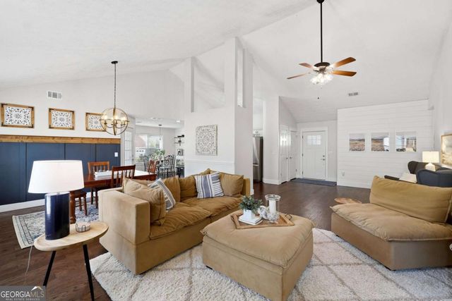 5655 Lenox Park Place, Sugar Hill, GA 30518
