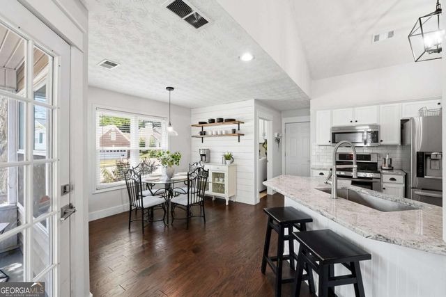 5655 Lenox Park Place, Sugar Hill, GA 30518