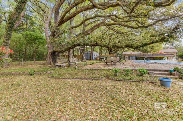 10207 Plantation Drive, Daphne, AL 36526