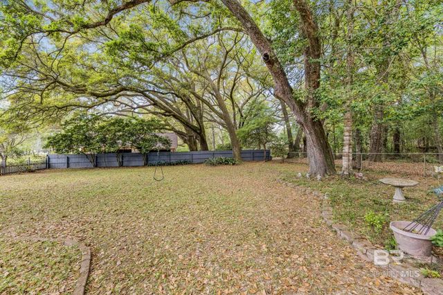 10207 Plantation Drive, Daphne, AL 36526