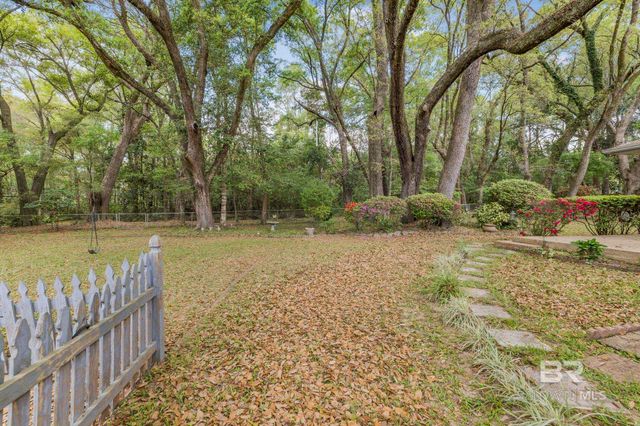 10207 Plantation Drive, Daphne, AL 36526