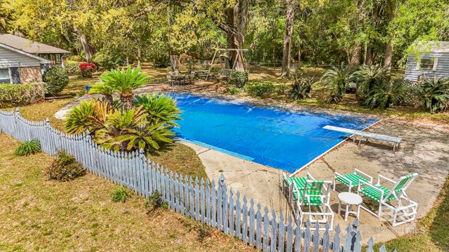 10207 Plantation Drive, Daphne, AL 36526