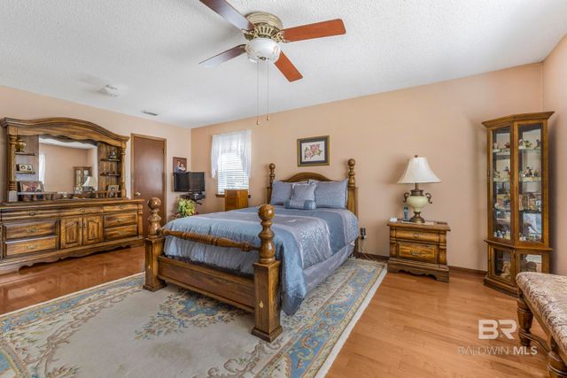 10207 Plantation Drive, Daphne, AL 36526