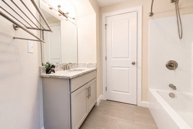 43 Quarry Rd 43, Acton, MA 01720