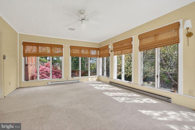 5553 LITTLE FALLS RD, Arlington, VA 22207