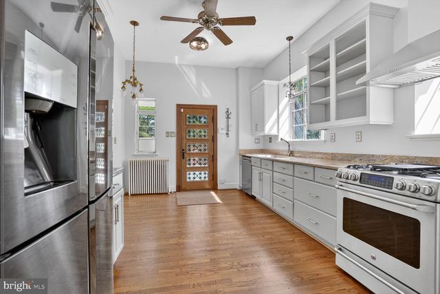 5553 LITTLE FALLS RD, Arlington, VA 22207
