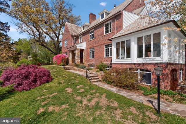 5553 LITTLE FALLS RD, Arlington, VA 22207