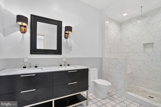 5553 LITTLE FALLS RD, Arlington, VA 22207