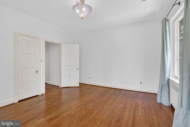 5553 LITTLE FALLS RD, Arlington, VA 22207